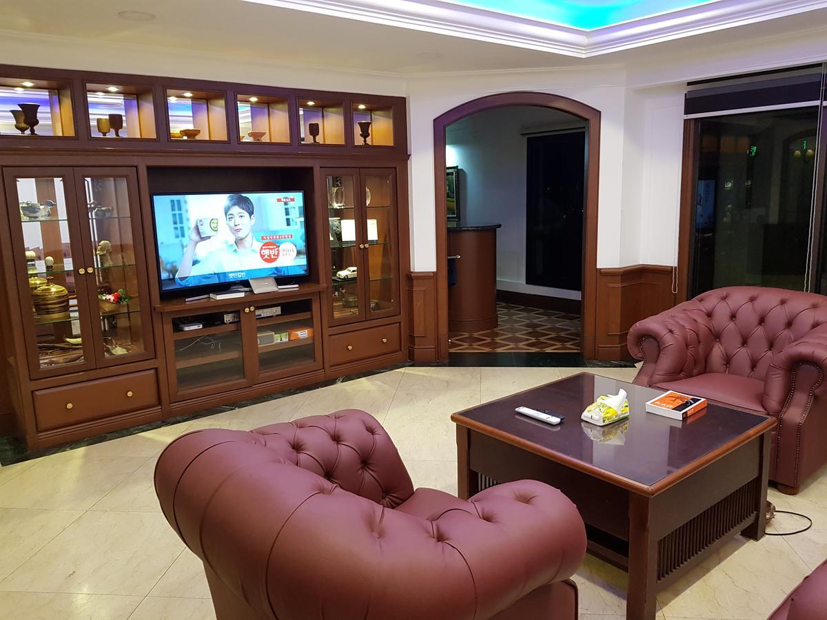 Aparthotel Marina Court Luxury Penthouse Kota Kinabalu Exterior foto