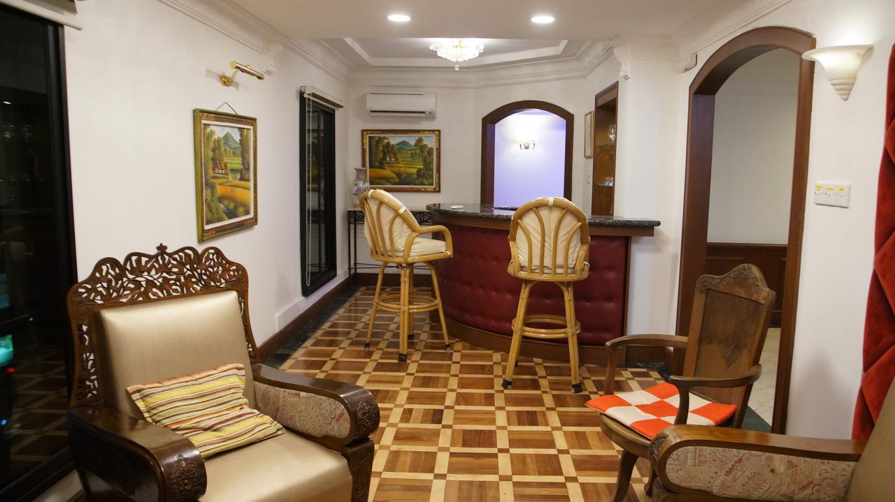 Aparthotel Marina Court Luxury Penthouse Kota Kinabalu Exterior foto