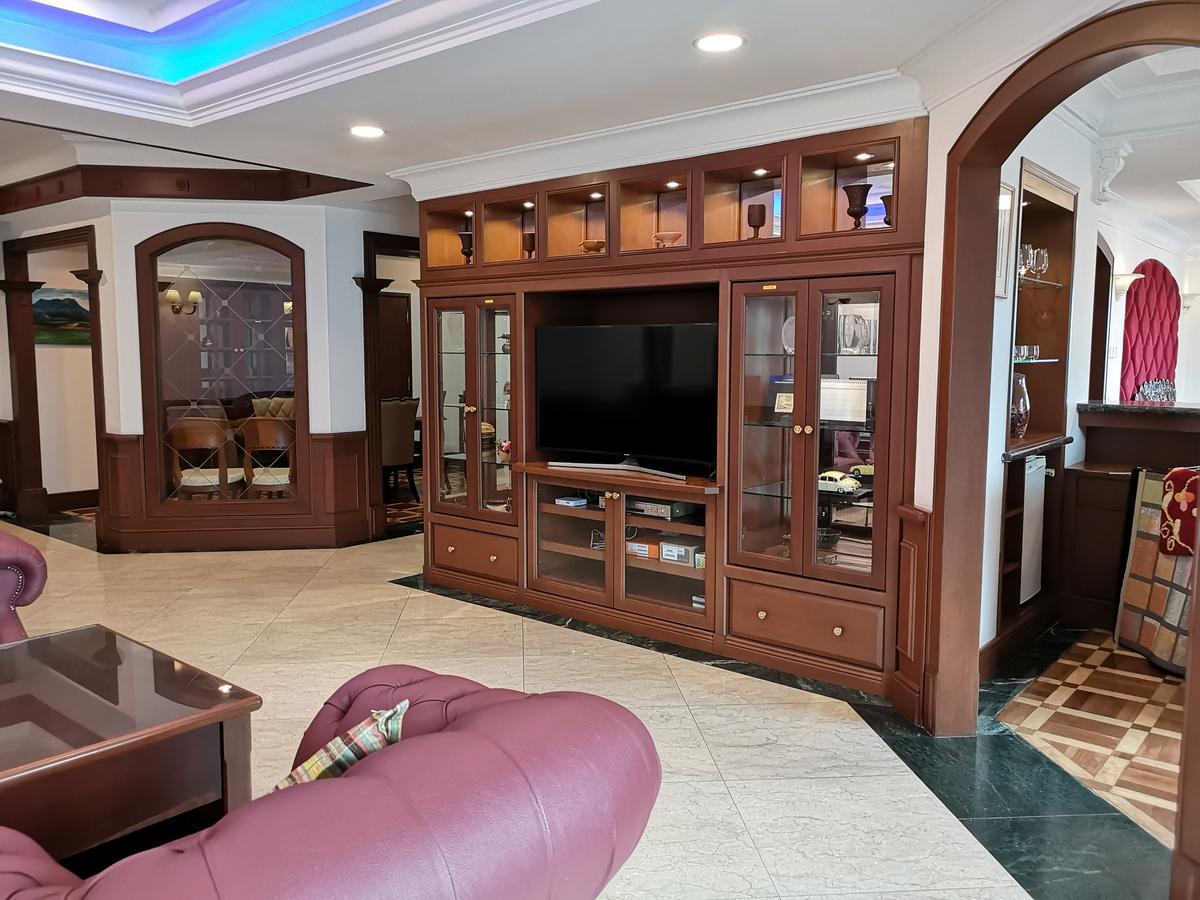 Aparthotel Marina Court Luxury Penthouse Kota Kinabalu Exterior foto