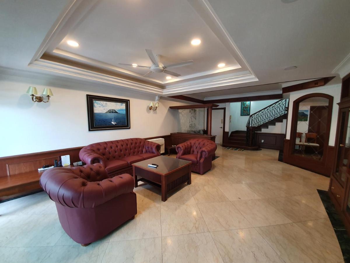 Aparthotel Marina Court Luxury Penthouse Kota Kinabalu Exterior foto